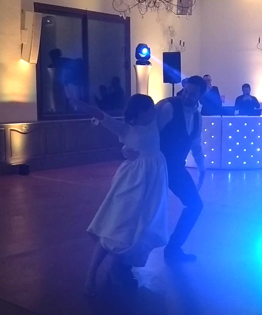 Une Wedding Dance Originale pour une Ouverture de Bal Réussie à Trets (13)
