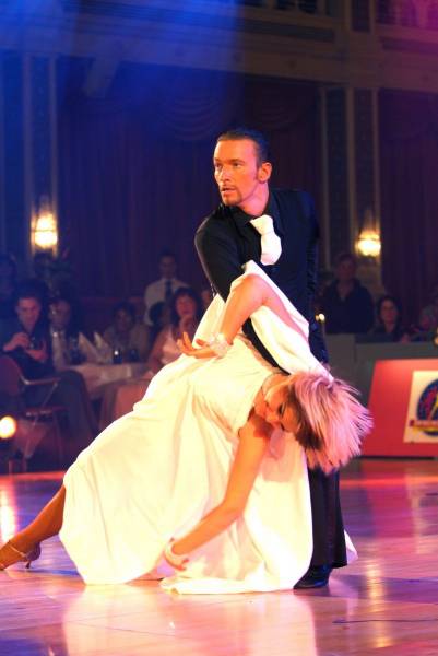 Cours particuliers de Danse Sportives pour Adultes près d'Eguilles (13)