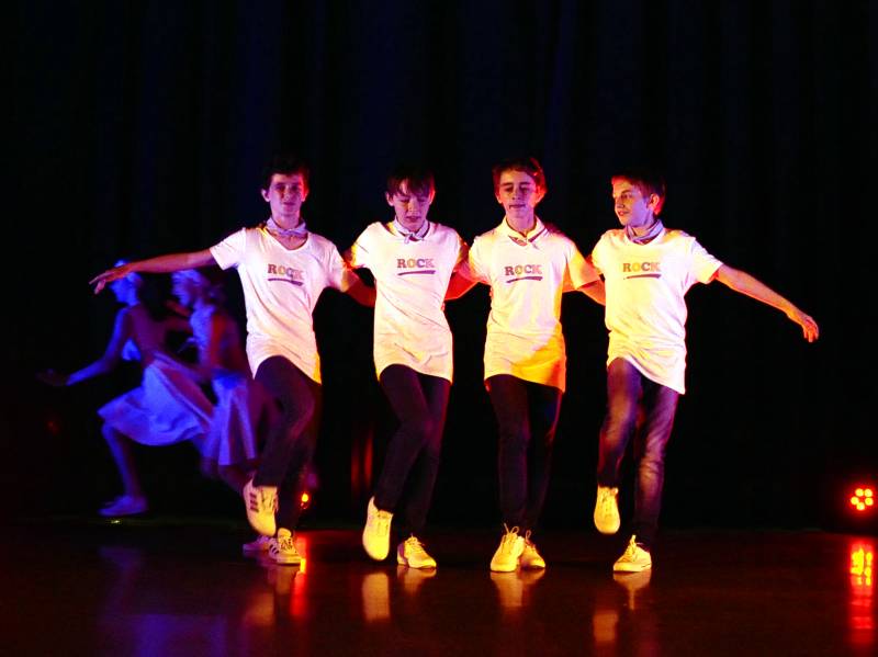 Cours collectifs de danses pour enfants